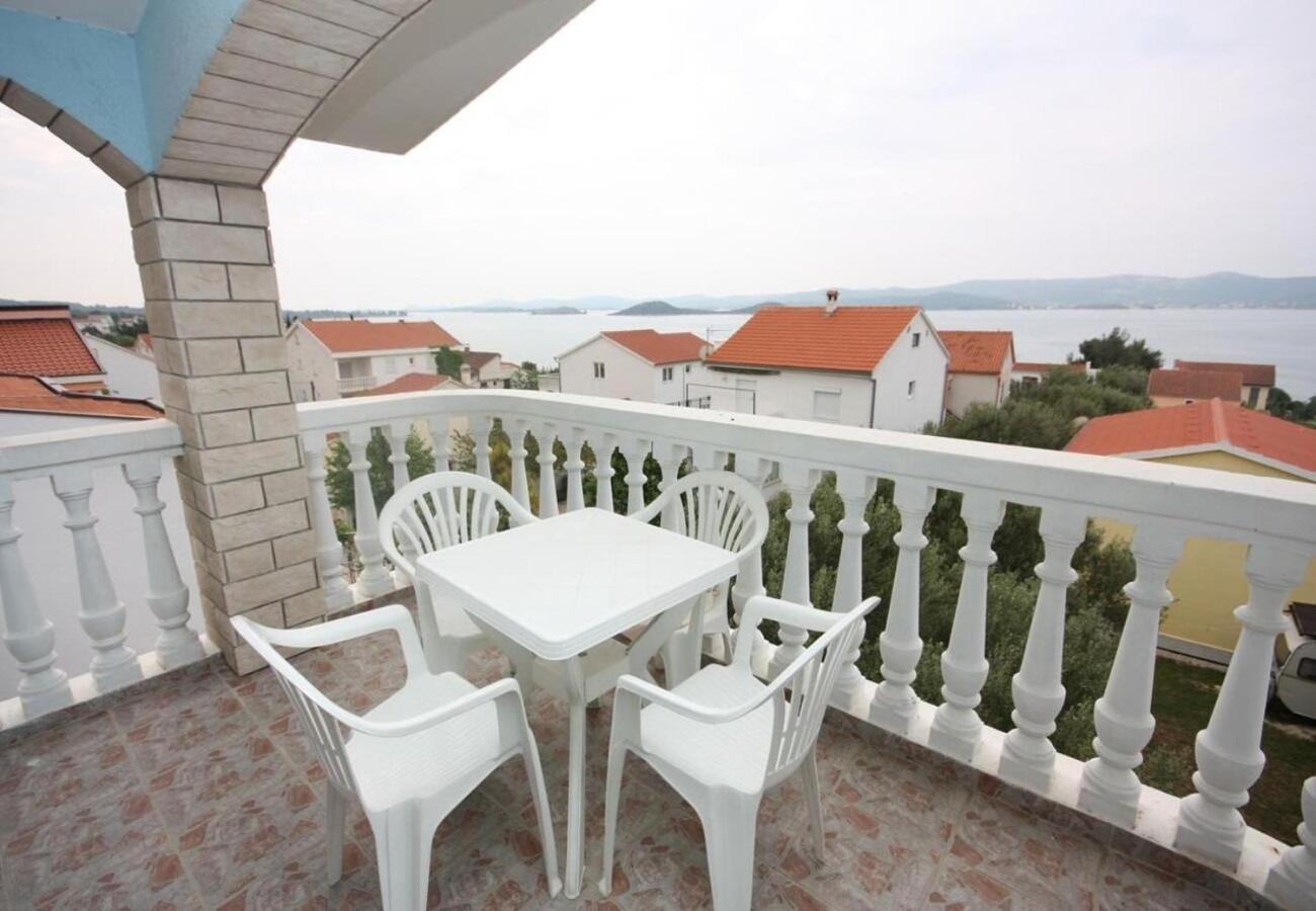 Apartments Vese Sveti Petar  Eksteriør billede