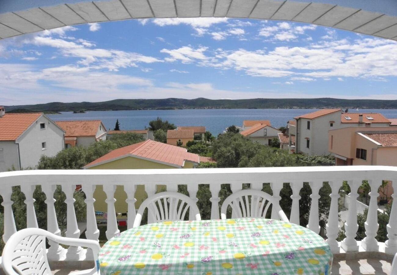 Apartments Vese Sveti Petar  Eksteriør billede